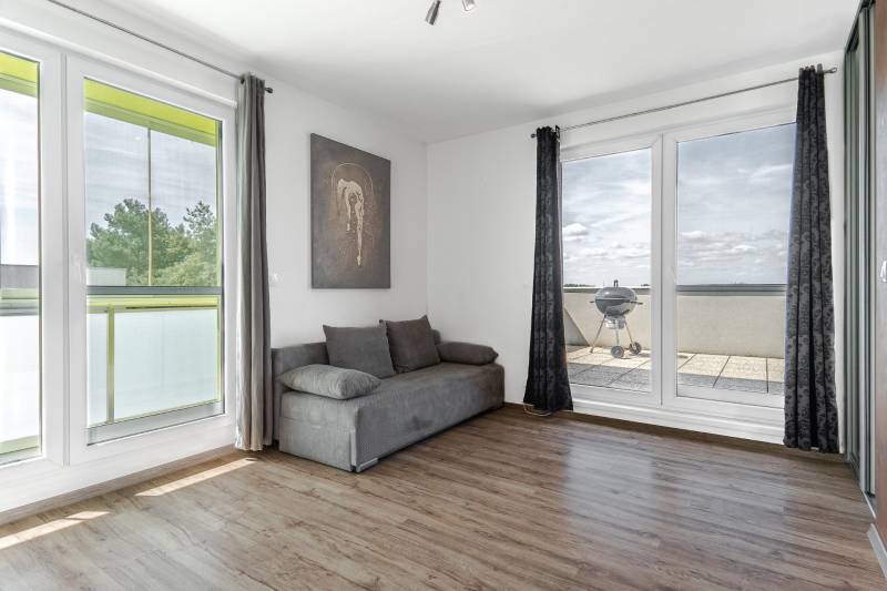 Arenda 4-komnatnaya, 4-komnatnaya, Cementárenská, Malacky, Slovakia