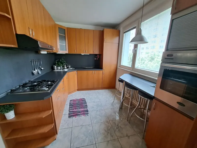 Prodazha 4-komnatnaya, 4-komnatnaya, Karola Adlera, Bratislava - Dúbra