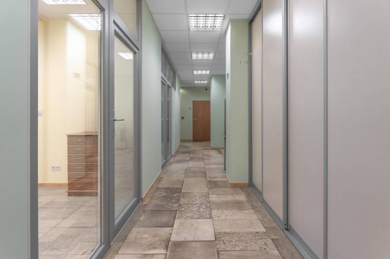 Prodazha Ofisy, Ofisy, Holíčska, Bratislava - Petržalka, Slovakia