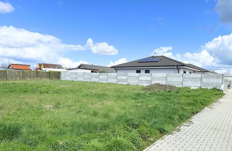 Prodazha Uchastki-prozhivanie, Uchastki-prozhivanie, Bazová, Galanta, 