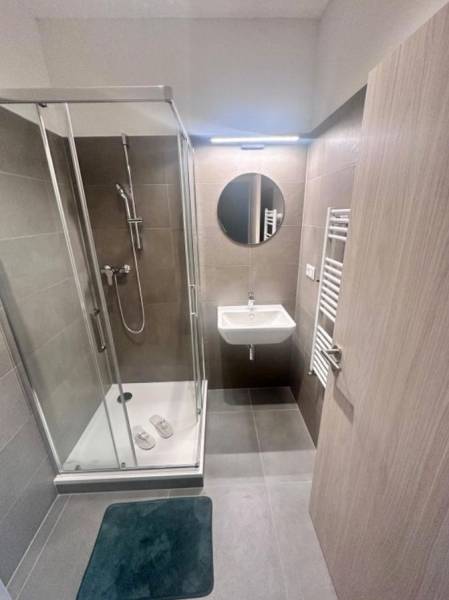 Arenda 2-komnatnaya, 2-komnatnaya, Na výslní, Bratislava - Ružinov, Sl