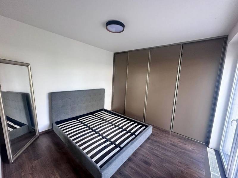 Arenda 2-komnatnaya, 2-komnatnaya, Na výslní, Bratislava - Ružinov, Sl