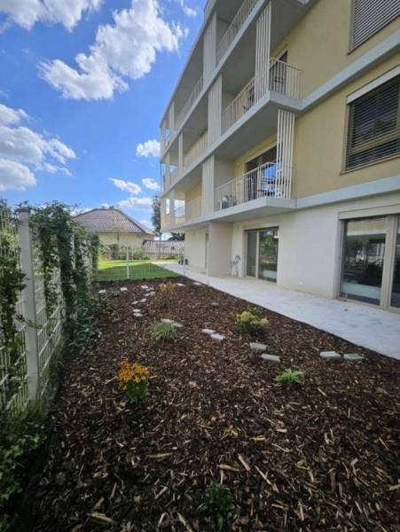 Arenda 2-komnatnaya, 2-komnatnaya, Na výslní, Bratislava - Ružinov, Sl