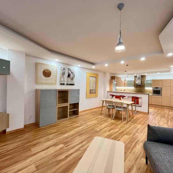 Arenda 3-komnatnaya, 3-komnatnaya, Hany Meličkovej, Bratislava - Karlo