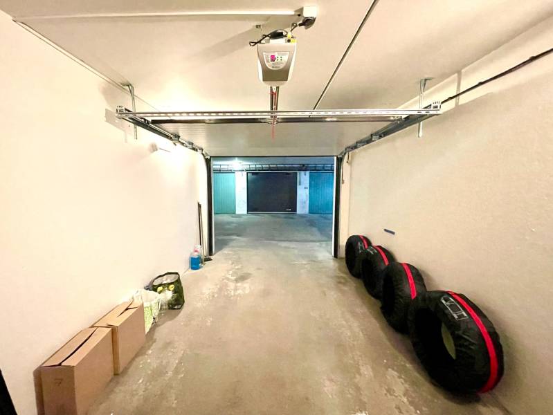 Prodazha Garazhi, Garazhi, Pribišova, Bratislava - Karlova Ves, Slovak