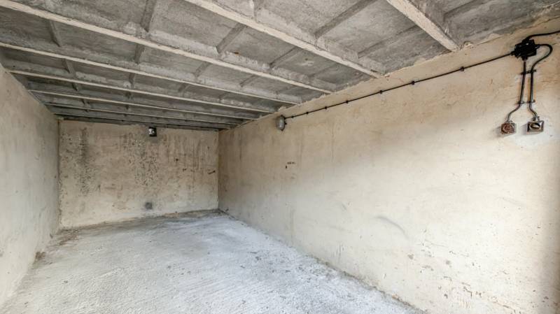 Prodazha Garazhi, Garazhi, Haburská, Bratislava - Ružinov, Slovakia