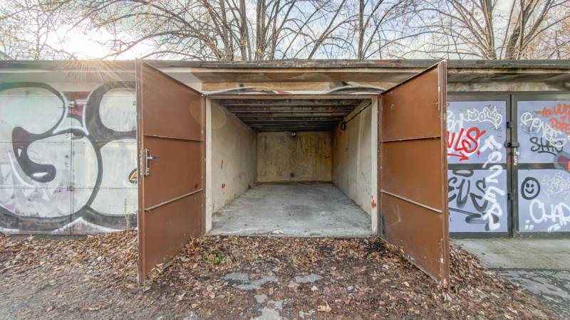 Prodazha Garazhi, Garazhi, Haburská, Bratislava - Ružinov, Slovakia