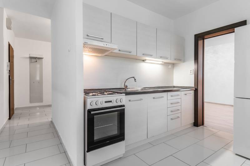 Prodazha 3-komnatnaya, 3-komnatnaya, Gallayova, Bratislava - Dúbravka,