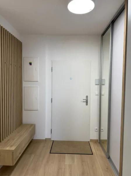 Prodazha 3-komnatnaya, 3-komnatnaya, Martina Granca, Bratislava - Dúbr