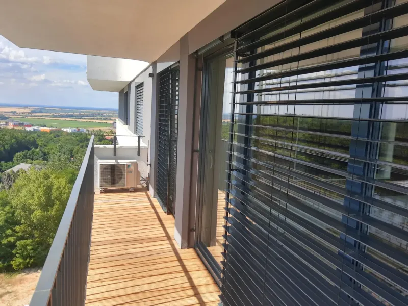 Prodazha 3-komnatnaya, 3-komnatnaya, Martina Granca, Bratislava - Dúbr