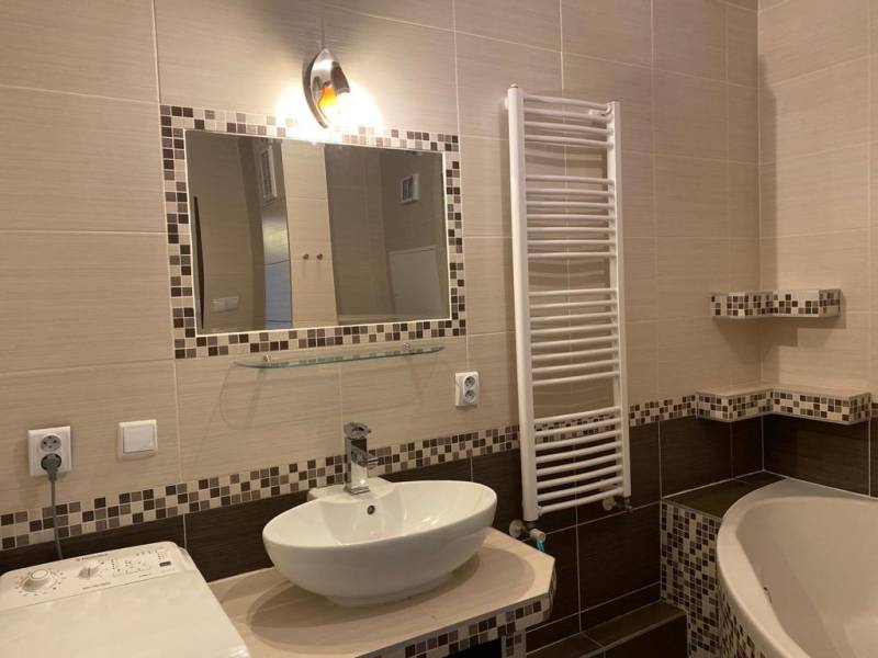 Arenda 3-komnatnaya, 3-komnatnaya, Námestí Hraničiarov, Bratislava - P