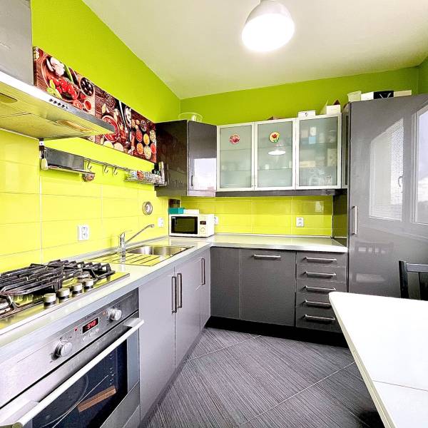 Arenda 3-komnatnaya, 3-komnatnaya, Námestí Hraničiarov, Bratislava - P