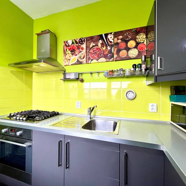 Arenda 3-komnatnaya, 3-komnatnaya, Námestí Hraničiarov, Bratislava - P