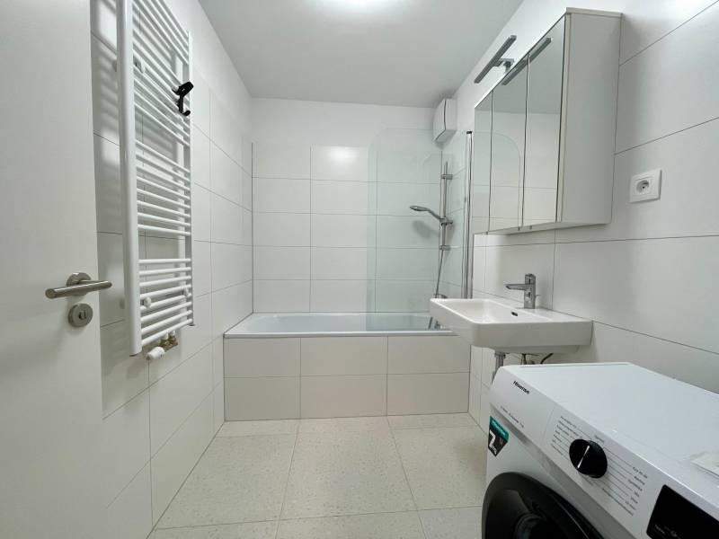 Arenda 2-komnatnaya, 2-komnatnaya, Vrbenského, Bratislava - Rača, Slov