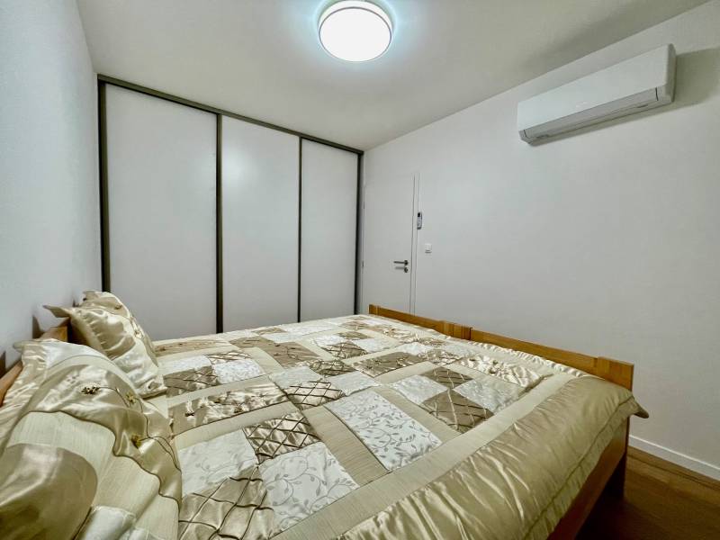 Arenda 2-komnatnaya, 2-komnatnaya, Vrbenského, Bratislava - Rača, Slov