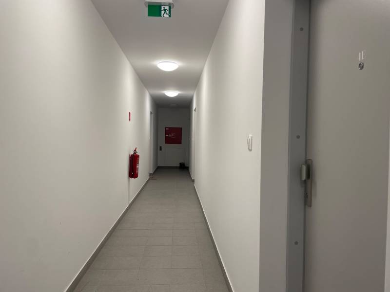 Arenda 2-komnatnaya, 2-komnatnaya, Vrbenského, Bratislava - Rača, Slov