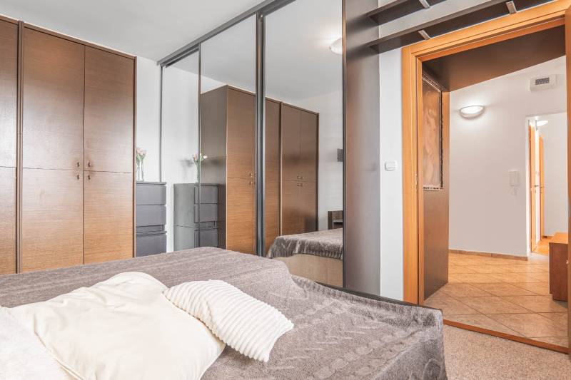 Prodazha 4-komnatnaya, 4-komnatnaya, Janka Alexyho, Bratislava - Dúbra