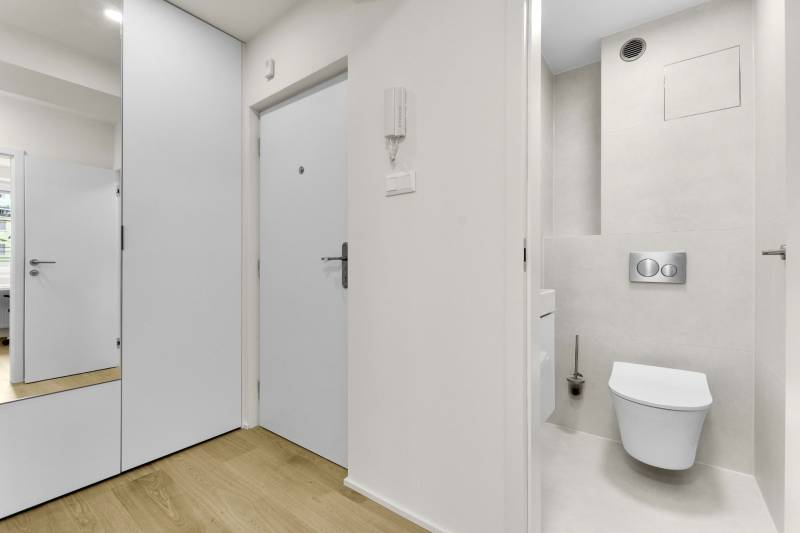 Prodazha 4-komnatnaya, 4-komnatnaya, Miletičova, Bratislava - Ružinov,