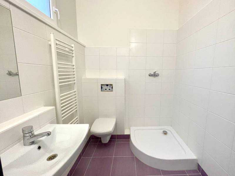 Prodazha Torgovye-pomeshchenija, Torgovye-pomeshchenija, Bratislava - 