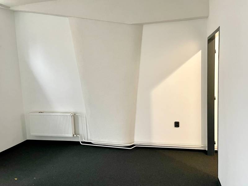 Prodazha Torgovye-pomeshchenija, Torgovye-pomeshchenija, Bratislava - 