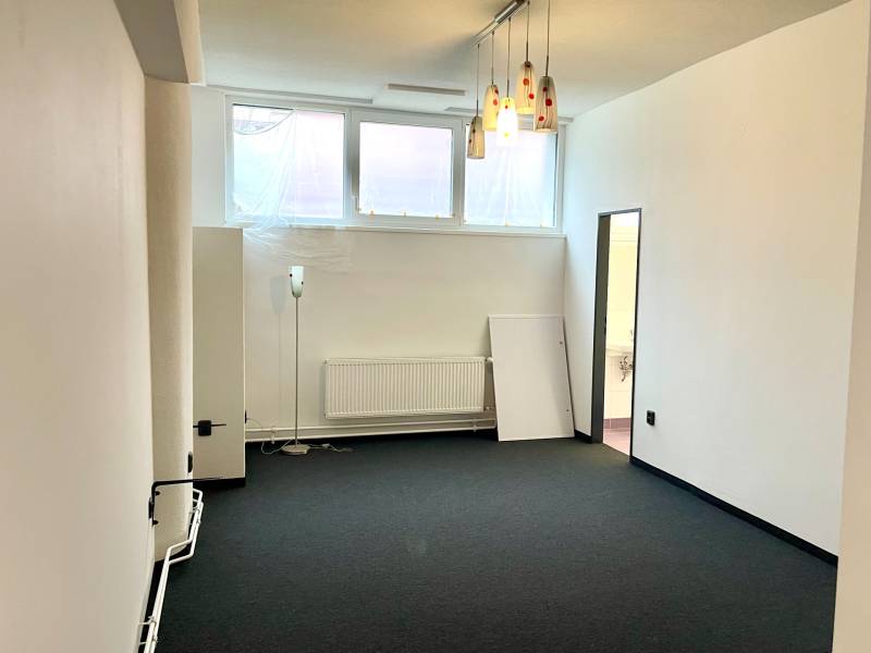 Prodazha Torgovye-pomeshchenija, Torgovye-pomeshchenija, Bratislava - 