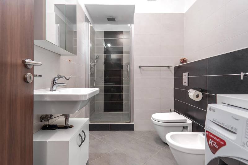 Arenda 2-komnatnaya, 2-komnatnaya, Jégého, Bratislava - Ružinov, Slova