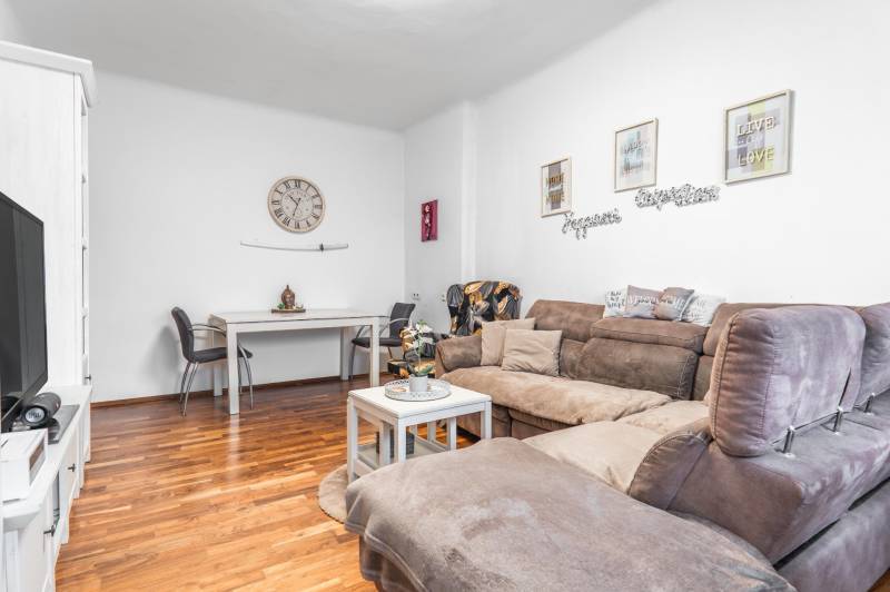 Prodazha 2-komnatnaya, 2-komnatnaya, Kirchssen, Gänserndorf, Austria