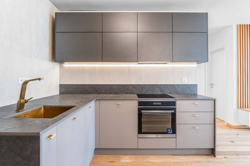 Prodazha 2-komnatnaya, 2-komnatnaya, Košická, Bratislava - Ružinov, Sl