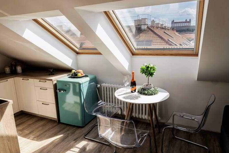 Prodazha 2-komnatnaya, 2-komnatnaya, Gunduličova, Bratislava - Staré M