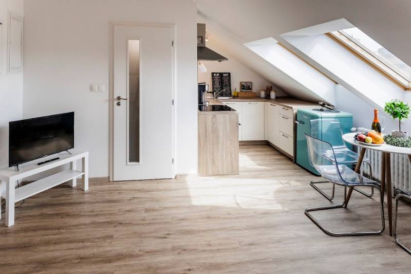 Prodazha 2-komnatnaya, 2-komnatnaya, Gunduličova, Bratislava - Staré M