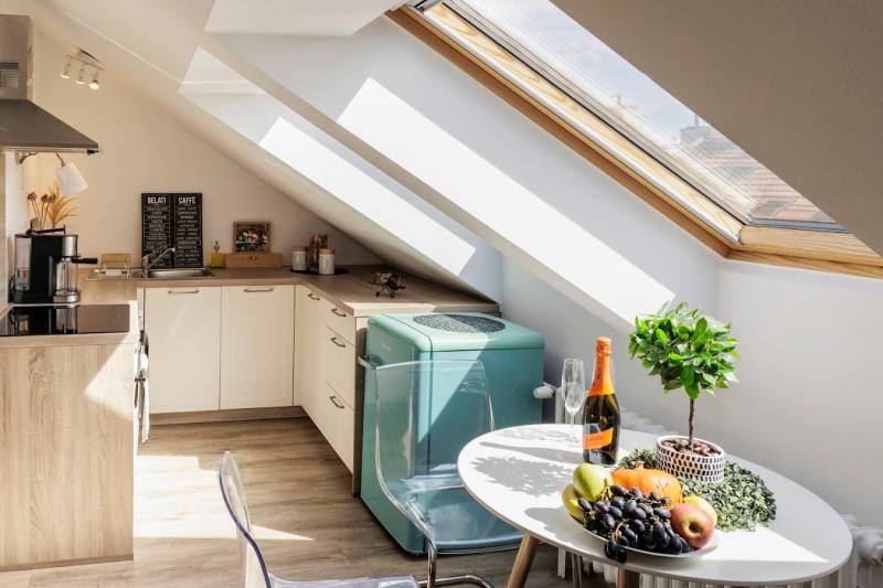 Prodazha 2-komnatnaya, 2-komnatnaya, Gunduličova, Bratislava - Staré M