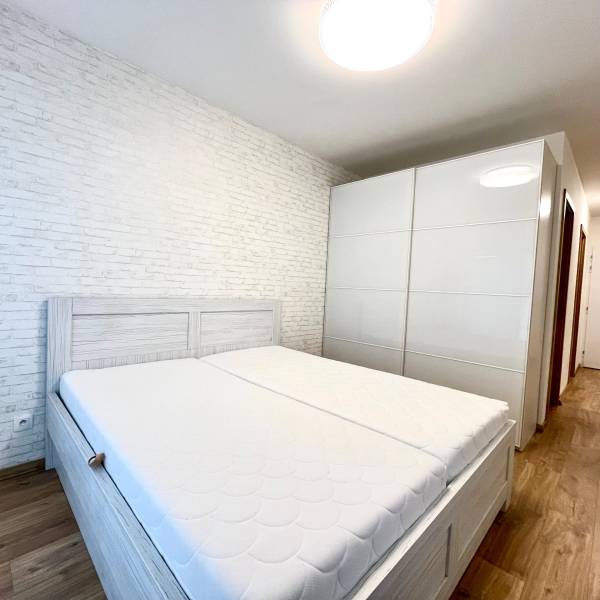 Arenda 2-komnatnaya, 2-komnatnaya, Račianska, Bratislava - Nové Mesto,