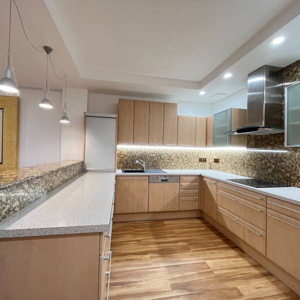 Arenda 3-komnatnaya, 3-komnatnaya, Hany Meličkovej, Bratislava - Karlo