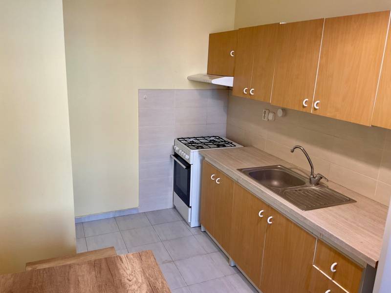 Arenda 3-komnatnaya, 3-komnatnaya, Beniakova, Bratislava - Karlova Ves