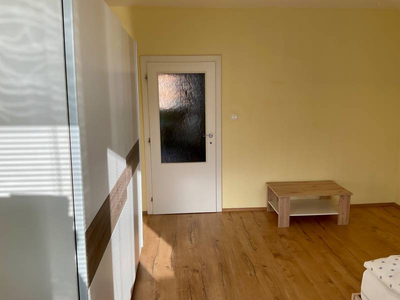 Arenda 3-komnatnaya, 3-komnatnaya, Beniakova, Bratislava - Karlova Ves