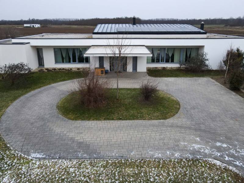 Prodazha CHastnye-doma, CHastnye-doma, Nagy Lajos király, Mosonmagyaró