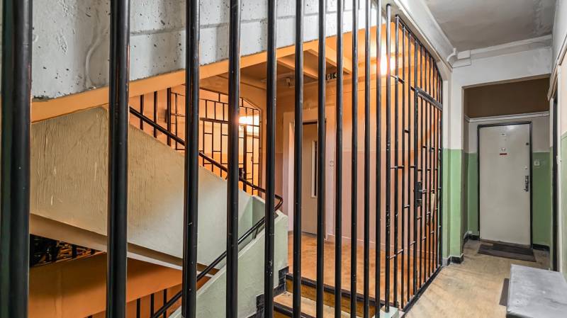 Prodazha 4-komnatnaya, 4-komnatnaya, Č. Parašutistov, Bratislava - Nov