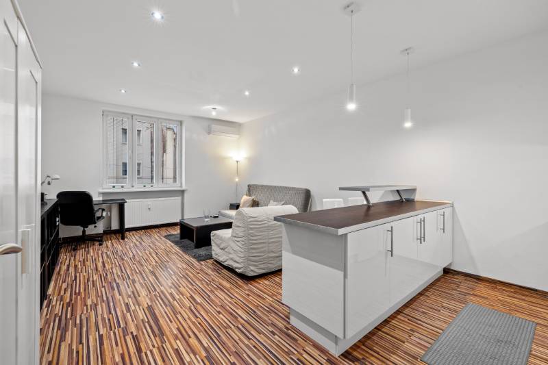 Prodazha 1-komnatnaya, 1-komnatnaya, Bratislava - Staré Mesto, Slovaki