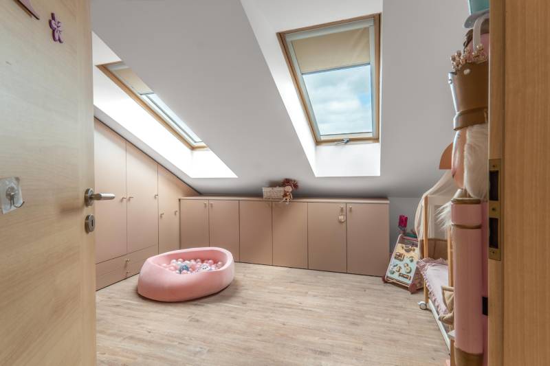 Prodazha 3-komnatnaya, 3-komnatnaya, Bernolákovská, Senec, Slovakia