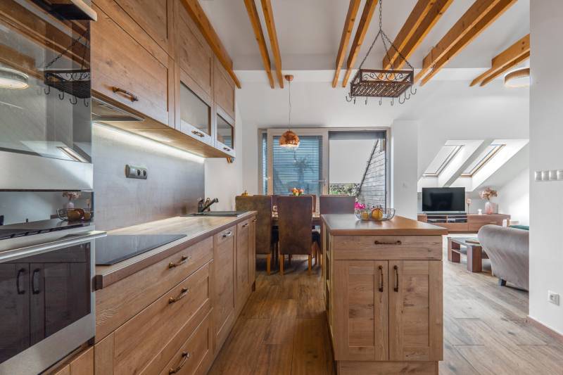 Prodazha 3-komnatnaya, 3-komnatnaya, Bernolákovská, Senec, Slovakia