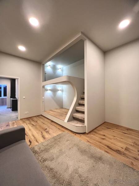 Prodazha 2-komnatnaya, 2-komnatnaya, Neilreichgasse, Wien 10., Favorit