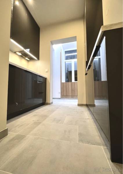 Prodazha 2-komnatnaya, 2-komnatnaya, Neilreichgasse, Wien 10., Favorit