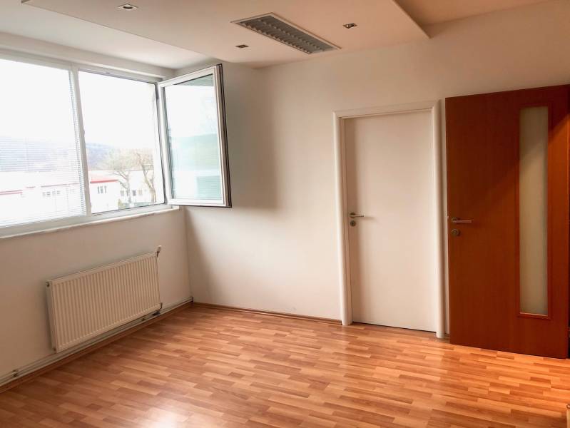 Prodazha Zdanija, Zdanija, Pod brehmi, Bratislava - Karlova Ves, Slova