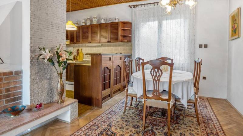 Prodazha CHastnye-doma, CHastnye-doma, Fibichova, Bratislava - Ružinov