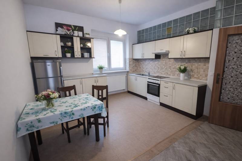 Arenda 2-komnatnaya, 2-komnatnaya, Oriešková, Bratislava - Ružinov, Sl