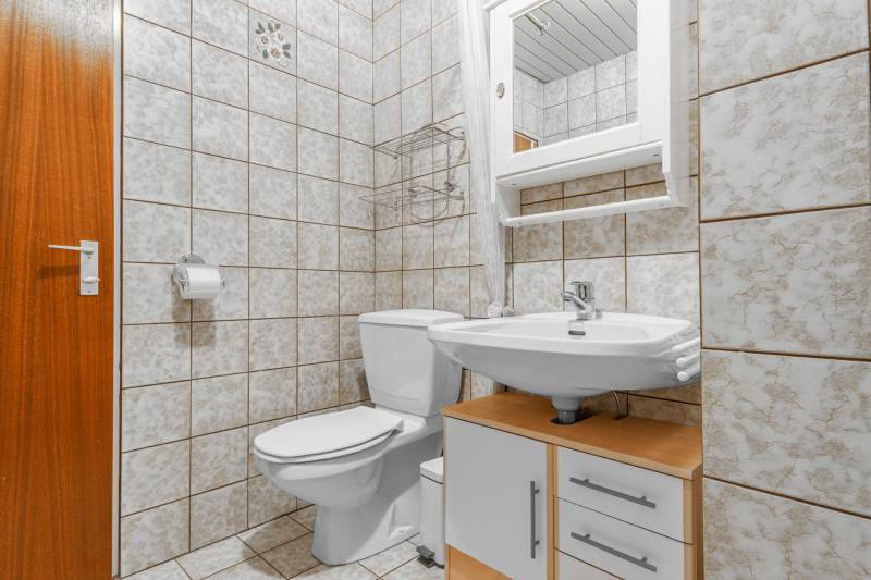 Prodazha 1-komnatnaya, 1-komnatnaya, Gläserstraße, Neunkirchen, Austri