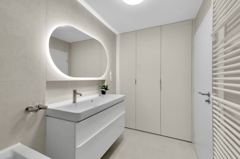 Prodazha 4-komnatnaya, 4-komnatnaya, Miletičova, Bratislava - Ružinov,