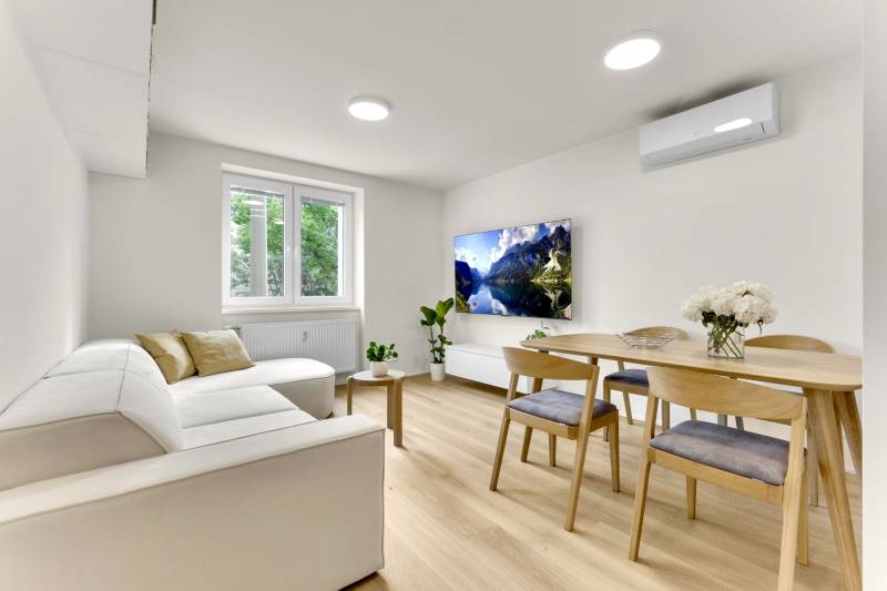 Prodazha 4-komnatnaya, 4-komnatnaya, Miletičova, Bratislava - Ružinov,