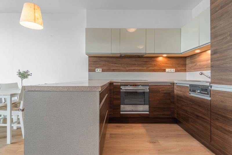 Prodazha 2-komnatnaya, 2-komnatnaya, Bajkalská, Bratislava - Nové Mest