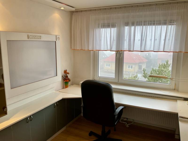 Arenda 3-komnatnaya, 3-komnatnaya, Osloboditeľská, Bratislava - Vajnor